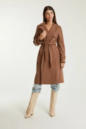 ESSENTIAL WOOL BELTED COAT - BROWN